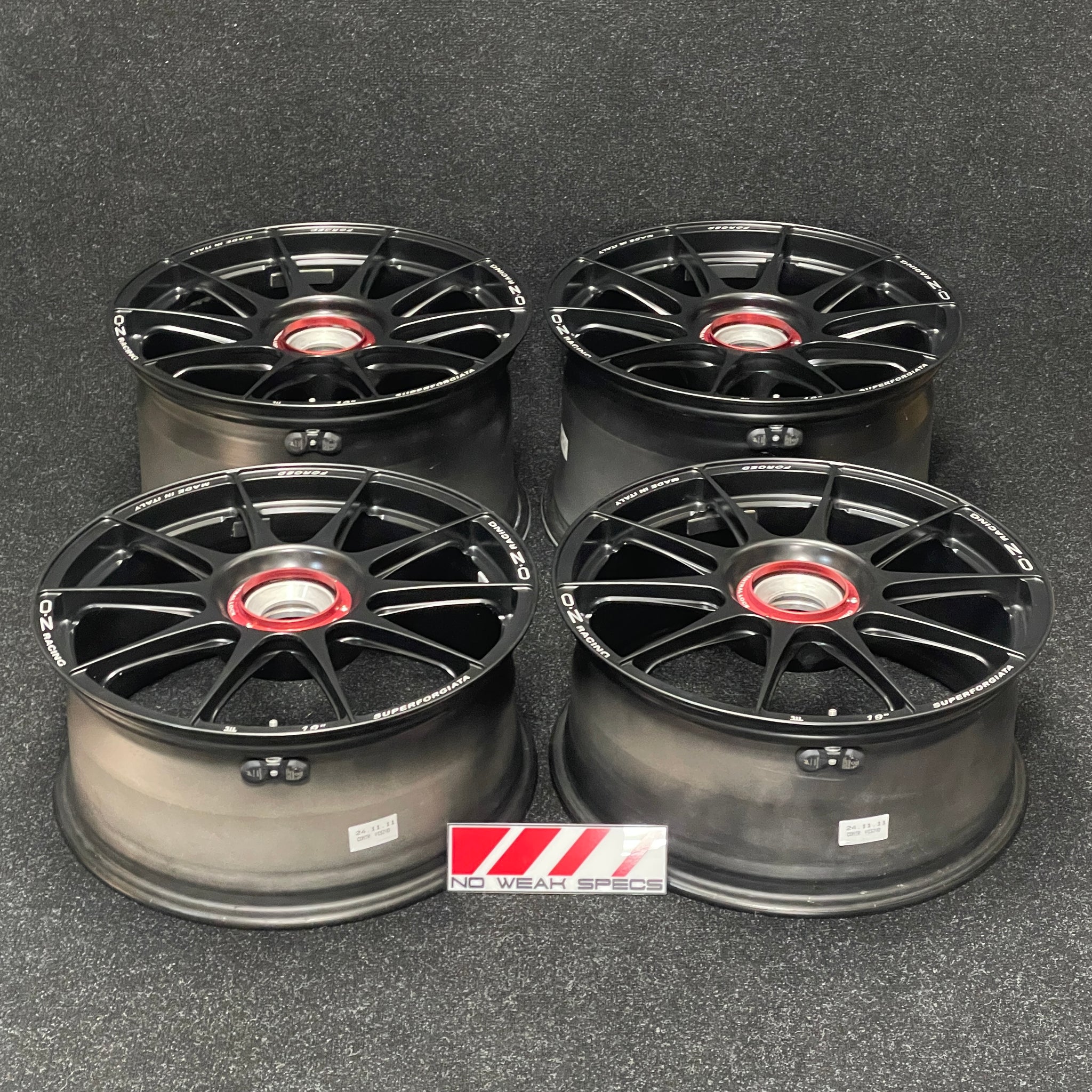 EC22A948-A45E-48DA-A16E-